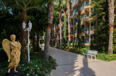 Delphin Botanik Hotel