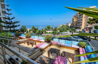 Oasis Hotel